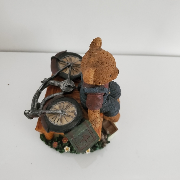 Berry Hill Bears Vintage Figurine Still Waters - Picture 6 of 7